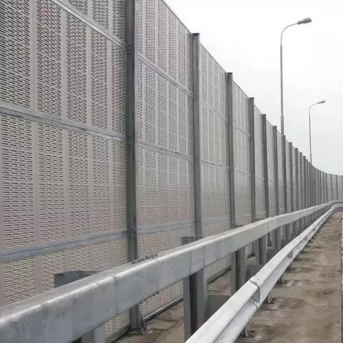 Шумопоглощающие экраны ГОСТ 32957-2014 в г. Балаково